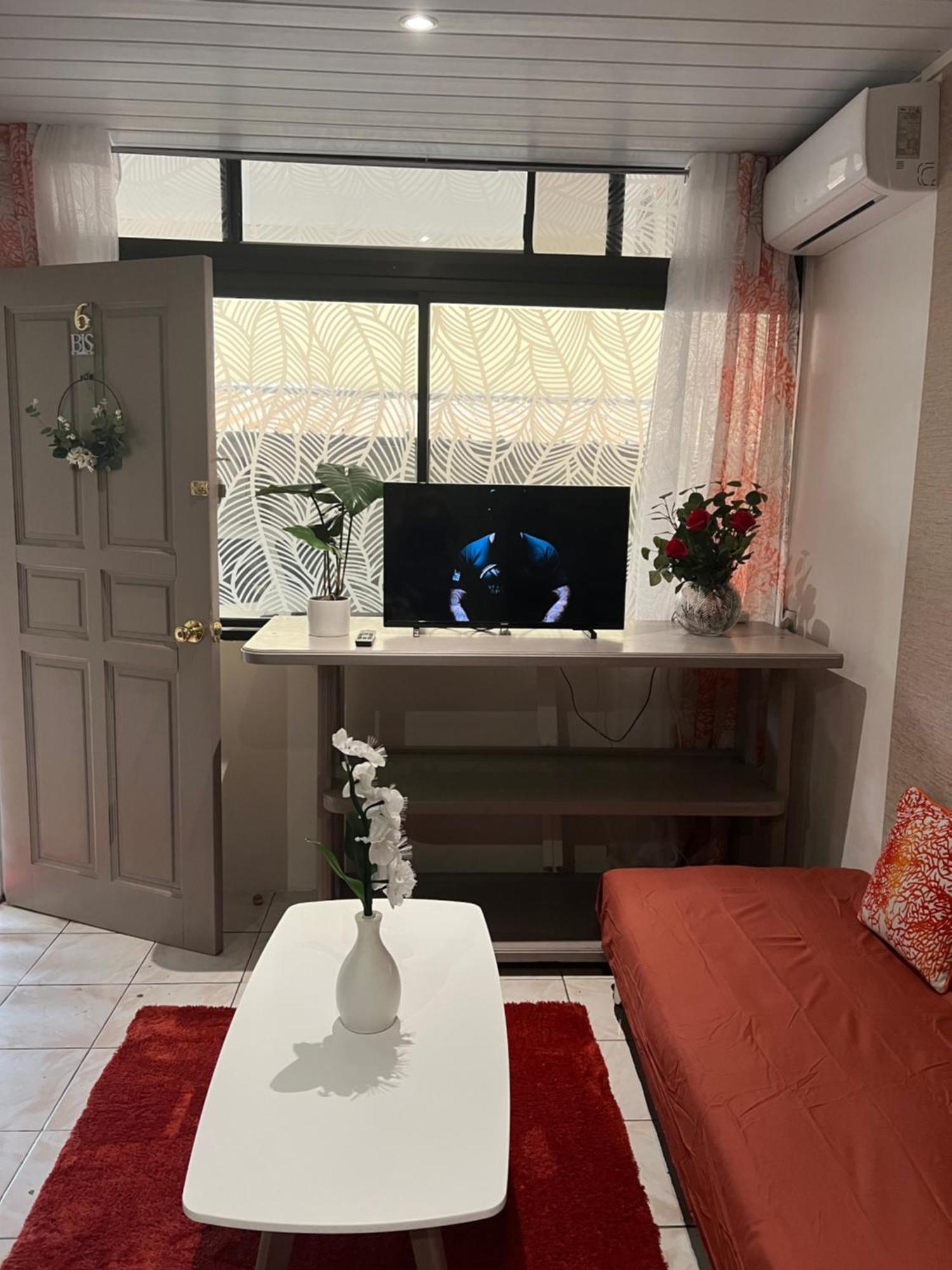 Fare Manoa Apartment Papeete  Luaran gambar